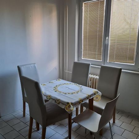 Modern Urban Loft Apartment Опава Екстер'єр фото