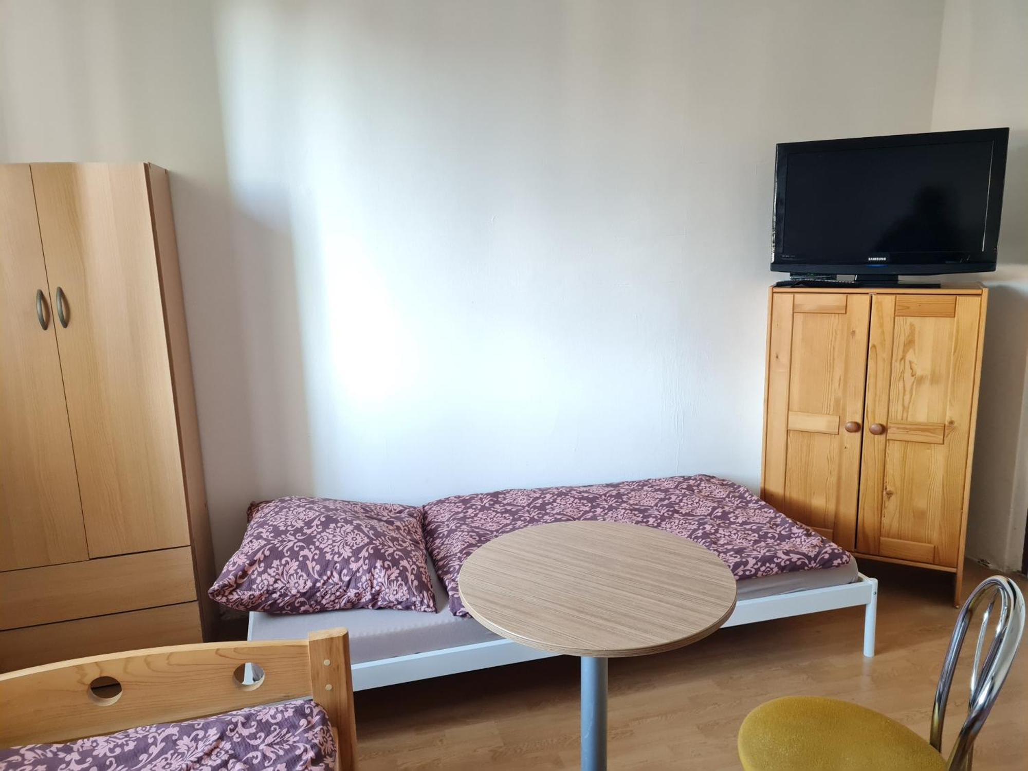 Modern Urban Loft Apartment Опава Екстер'єр фото